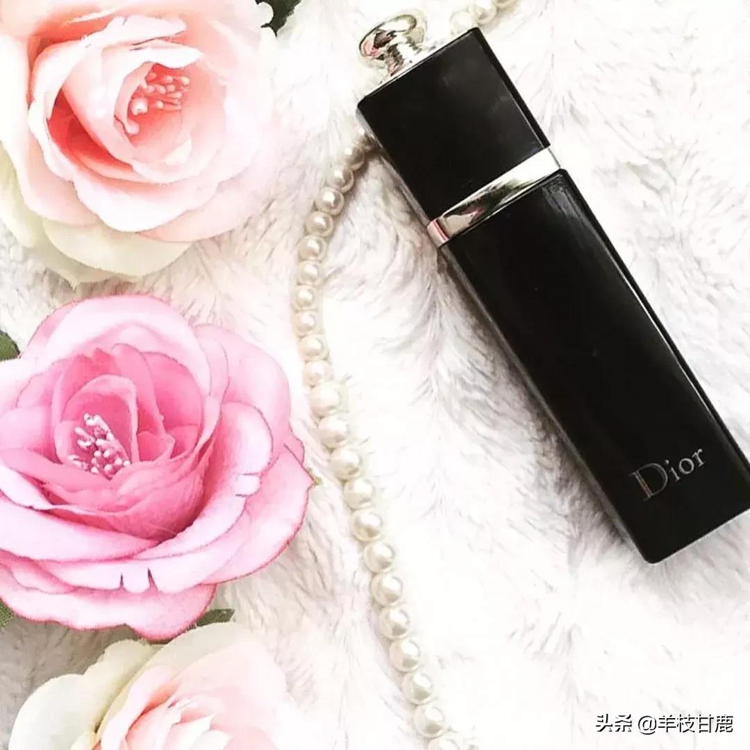 香水送女友哪款好闻高级感,送女友清香淡香水推荐哪款比较好