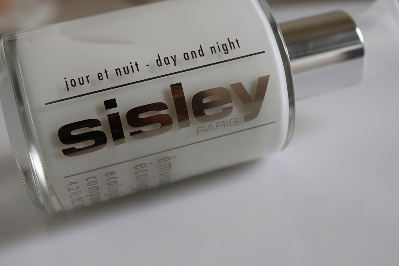 性价比高的高档水乳推荐,性价比高的抗皱补水水乳