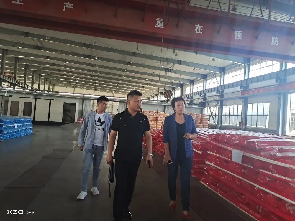 楦块懌鐟炲崕鐜颁唬鐗╂祦鍏徃鏂伴椈,楦块懌鐟炲崕鐜颁唬鐗╂祦鍏徃