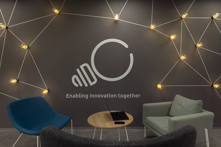 卡通乐园保加利亚软件公司Accedia索非亚办公设计欣赏