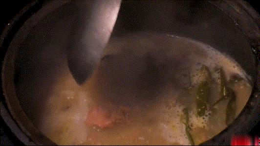 李子柒做螺蛳视频,李子柒螺蛳粉泡着吃