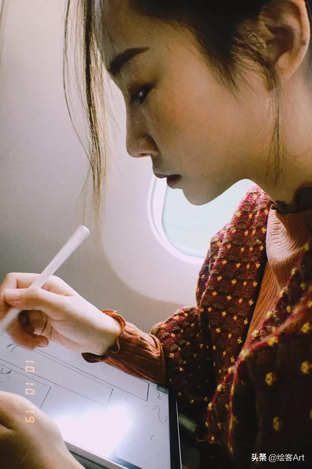 半路出家,成为最会画妖的插画师,一张插画就是别人的月薪