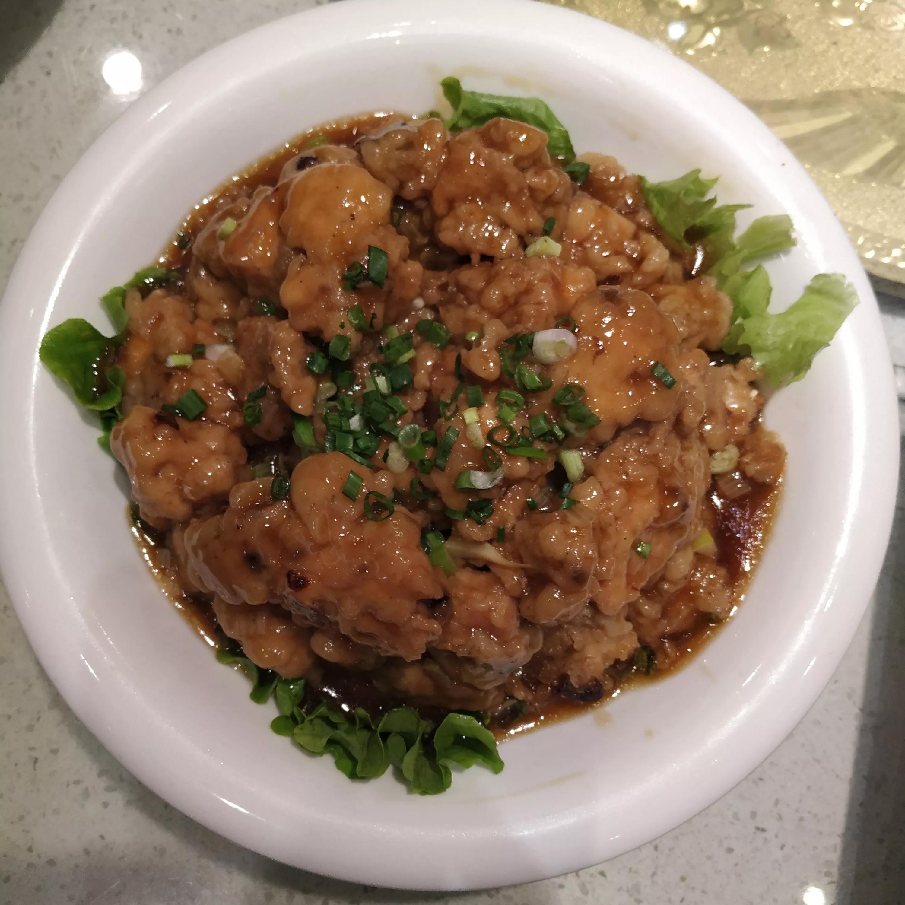 在银川的迎宾楼除了撩妹甩哥，还有100+般的饭醉场面出镜……