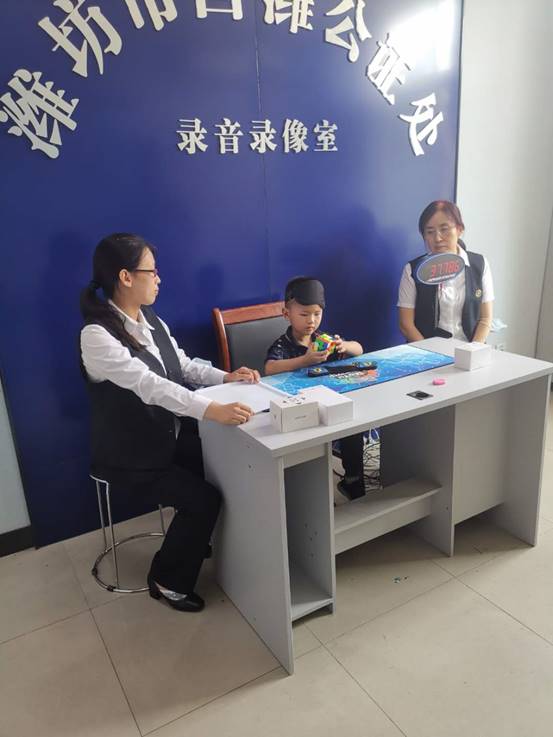 三阶魔方最小儿童速拧世界纪录,林恺俊盲拧三阶魔方世界纪录视频