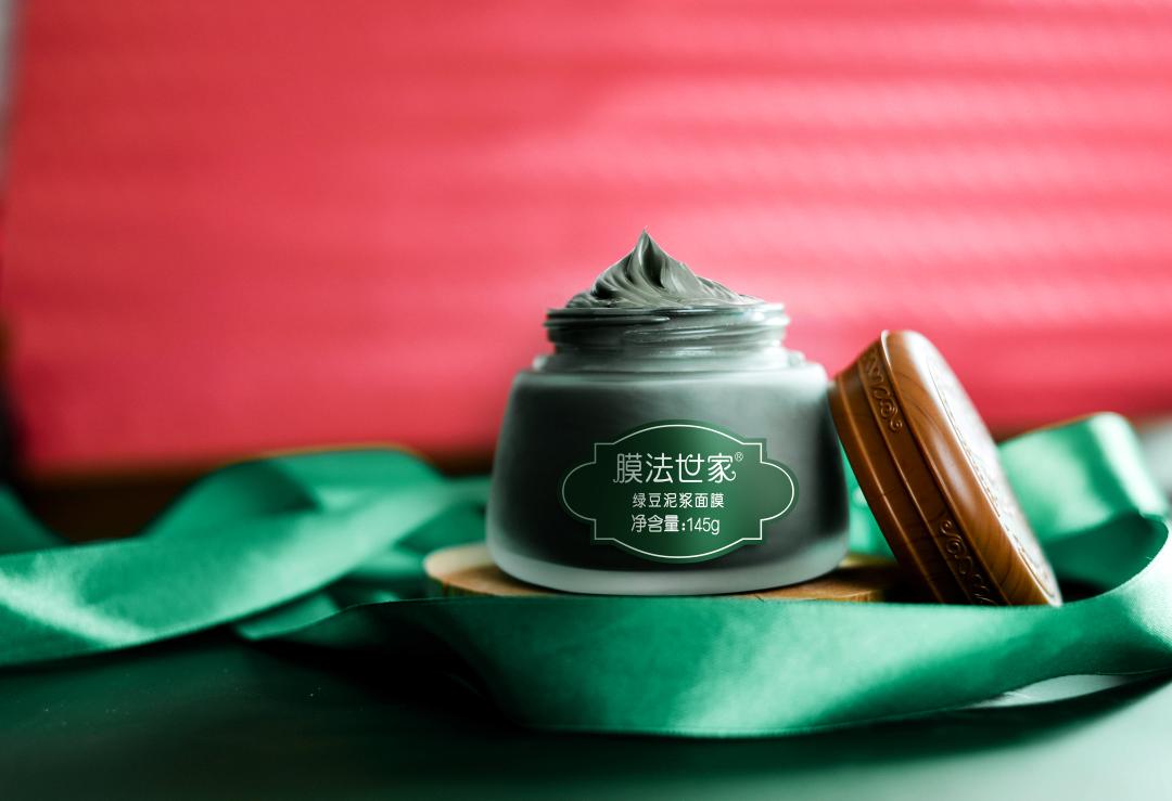 是什么让它稳居国货面膜王者“高位”？|发光体⑮