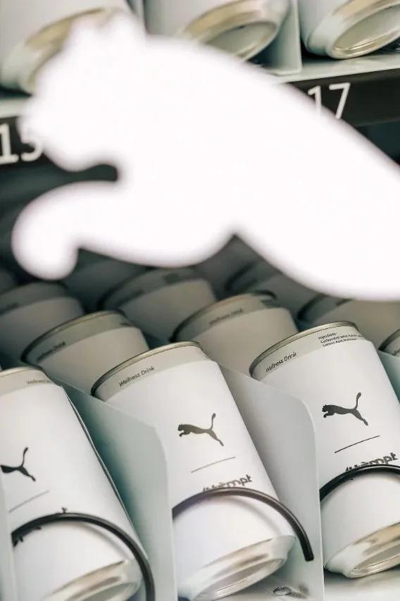 悄悄地说!我们和一众潮人被带去了个神秘空间,里面居然…