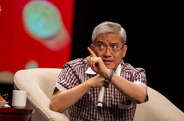 郎咸平以前是干什么的,郎咸平如何走下神坛