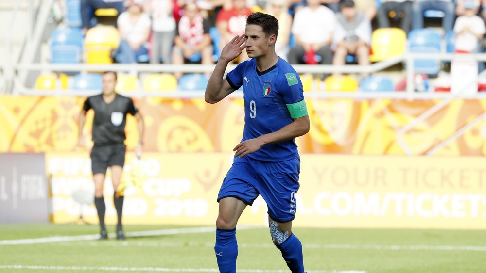 埃里克森国米欧冠首秀,埃里克森绝杀国米