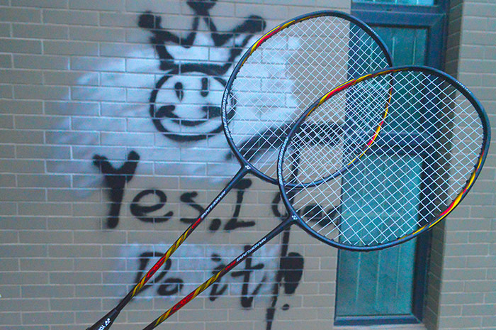 尤尼克斯最新款球拍疾光700测评,疾光1000尤尼克斯测评