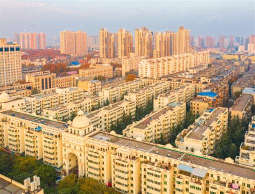 这家笨拙的开发商,名字里包含了所有中国人的希望