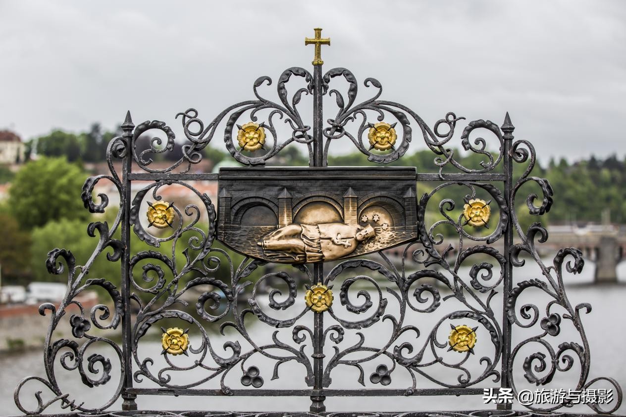 重游布拉格,走马观城