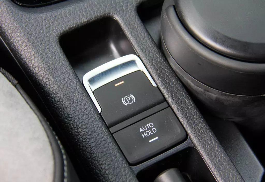 电子驻车也叫什么功能,汽车的电子驻车功能是怎么用的