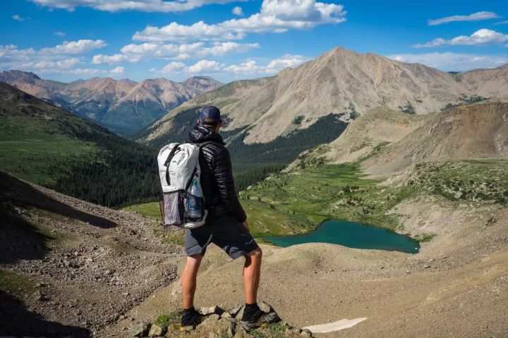 十大入门级轻奢背包,公认十大最好用的通勤背包
