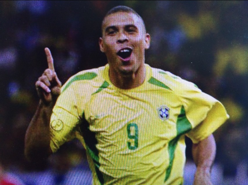 世界足坛近代巨星,世界足坛现役史上十大巨星排名