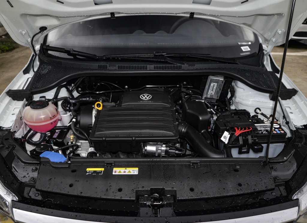 7万左右的车自动挡性价比,8万5买一个全新的捷达va3贵吗