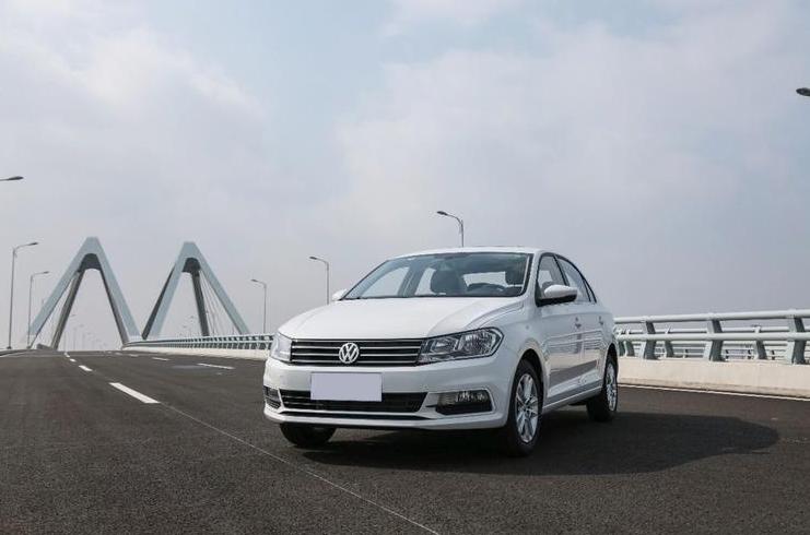 2022款全新桑塔纳最低配试驾,桑塔纳20211.5l手动风尚驾驶体验