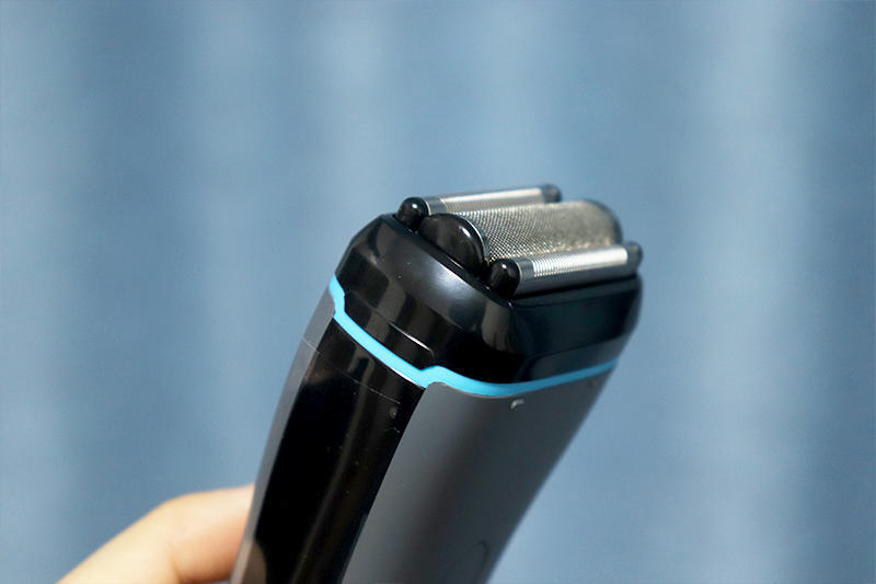 致敬博朗，三刀头柔和利落：须眉灵动3往复式剃须刀体验