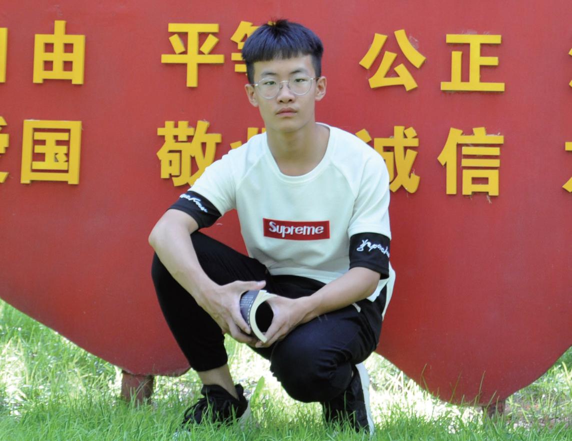 李毓轩：不负韶华勇于追梦