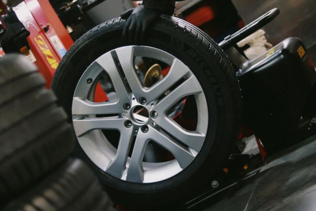 全车翻新大修老款奔驰ml350,怪兽修车翻新