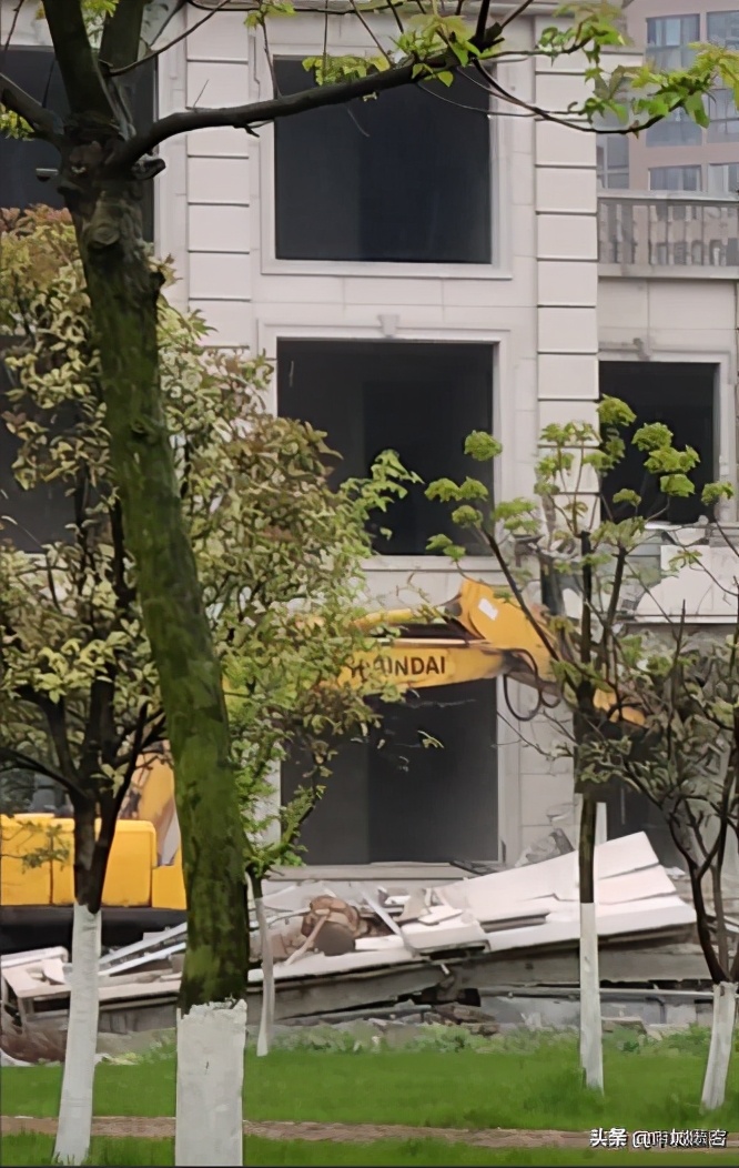 信阳别墅拆除最新消息,信阳近郊多栋别墅被拆
