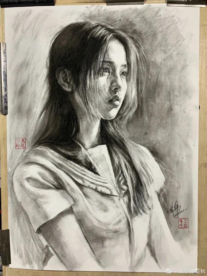 他画遍所有明星，画谁像谁，肖战、热巴、刘亦菲眼神看醉了