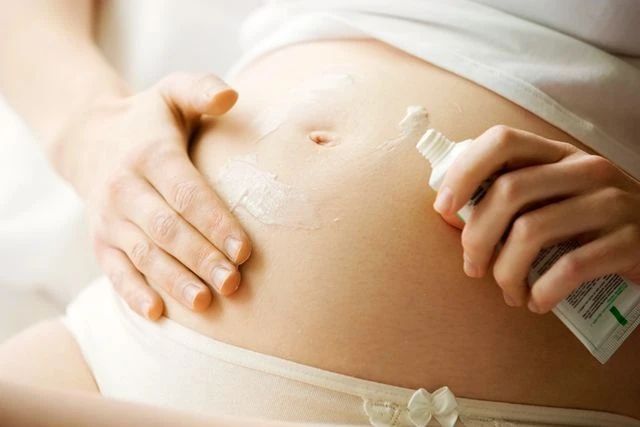 橄榄油对产后妊娠纹有用吗,产后肚子上妊娠纹如何使用橄榄油