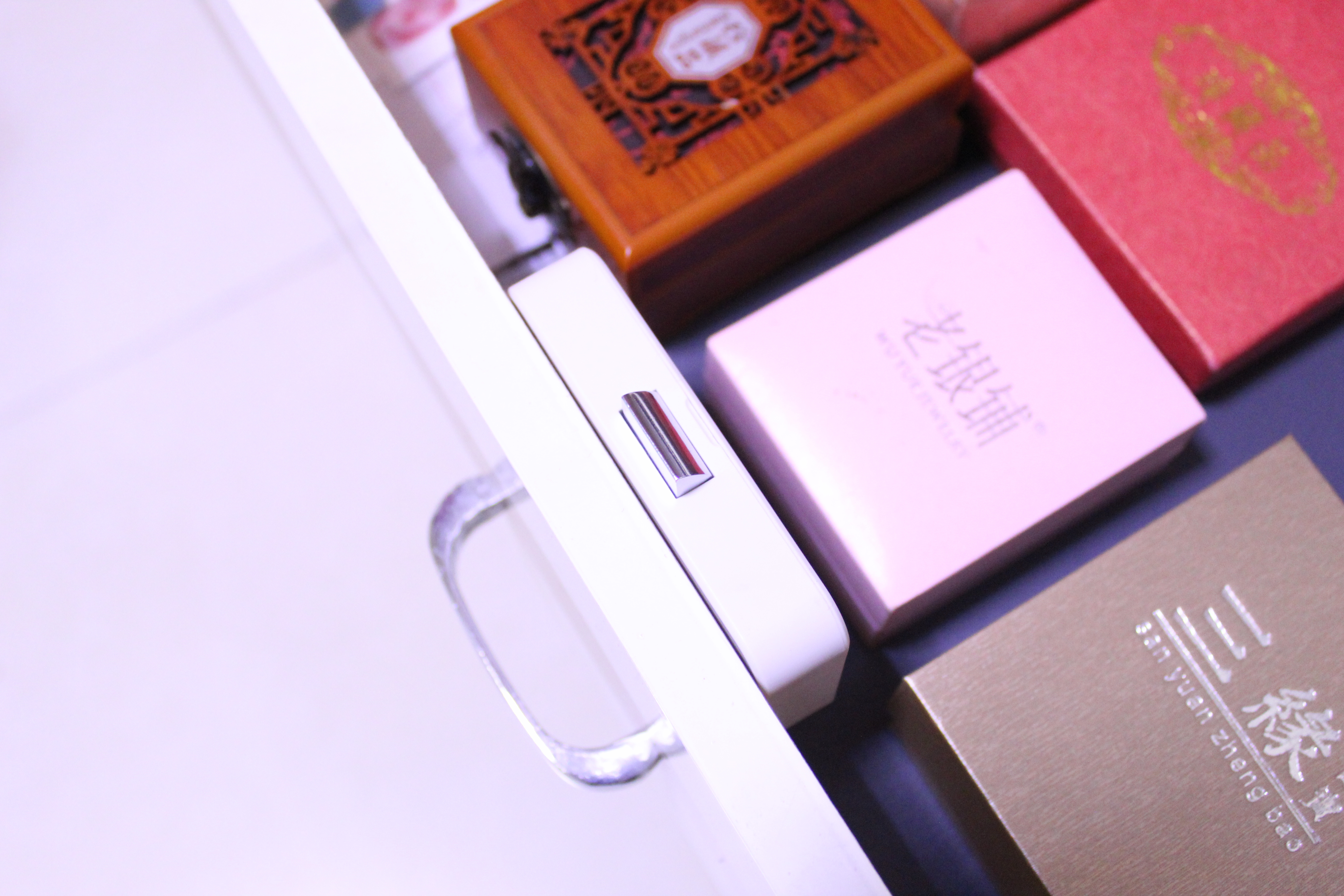 易锁宝智能锁柜门安装教程,易锁宝抽屉