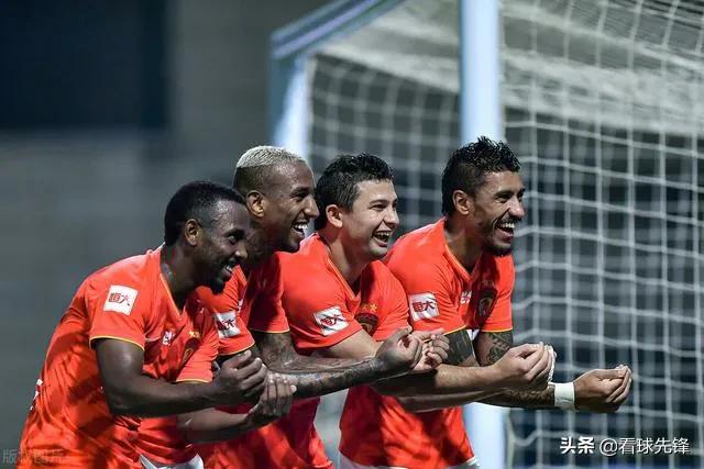 中国足协引发球迷热议,中国足协通过微博向球迷致歉