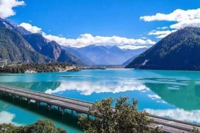 九寨沟高速公路风景,西藏拉林公路夏日美景如画