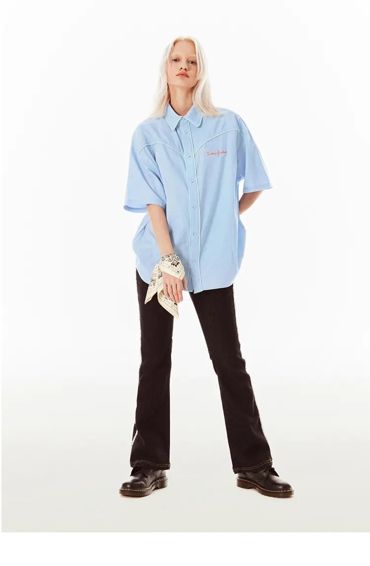 超减龄穿搭法则被杨超越狠狠拿捏,杨超越水手服穿搭