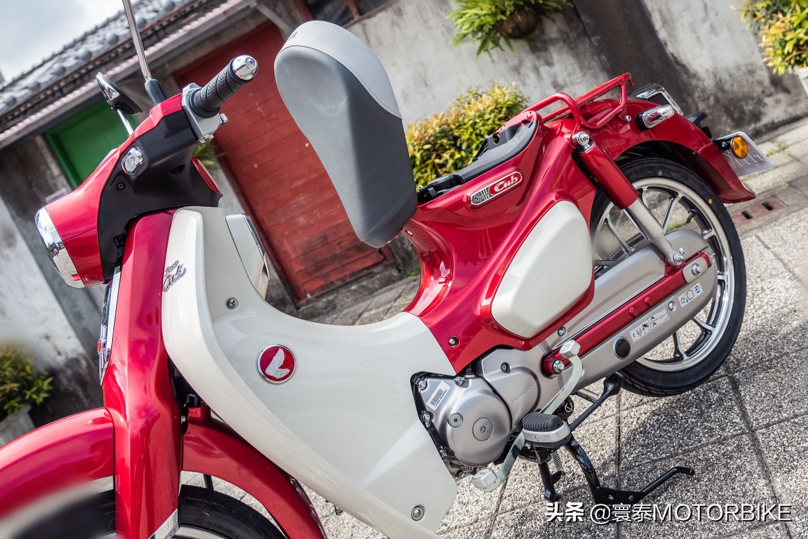 本田超级幼兽supercub,2024本田超级幼兽supercub
