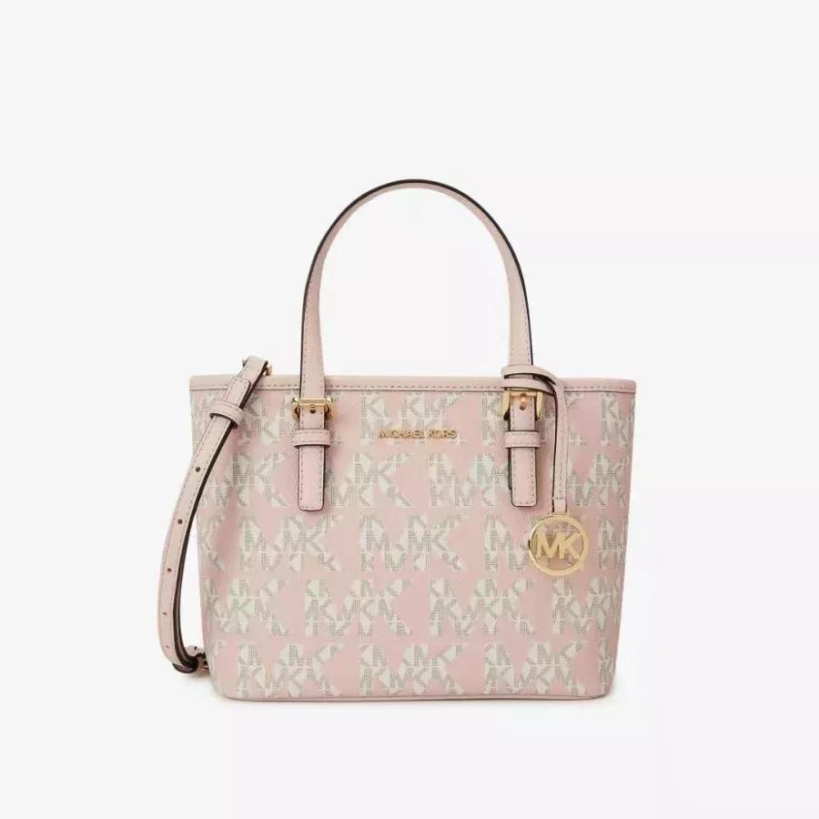 运动休闲3折起！VIP感恩季~专属福利尽在王府井奥莱机场店