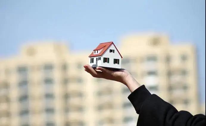 合同期内房东带人看房,租赁期间房东频繁带人看房