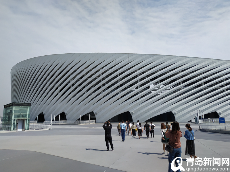 亚洲杯青岛青春足球场,亚洲杯足球场设计青岛方案