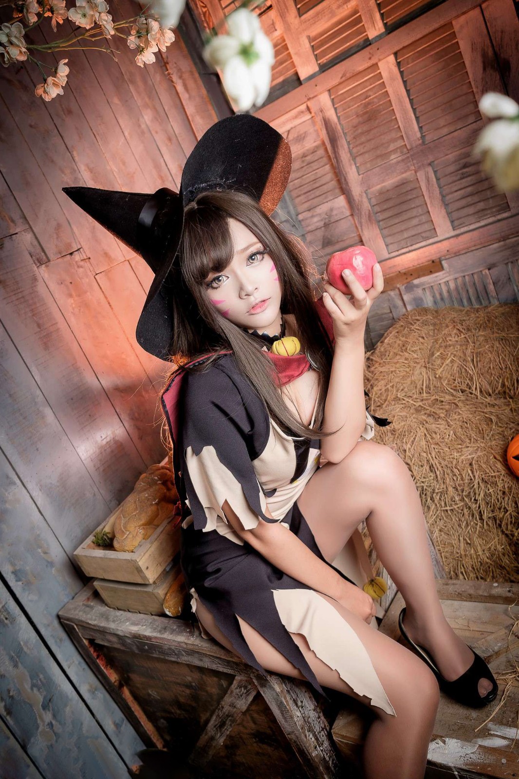 女巫原皮cos,魅惑女巫豹女cos