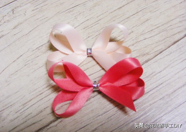 洛丽塔Lolita蝴蝶结，附详细教程，只看“lo娘”服饰，别看相貌哈