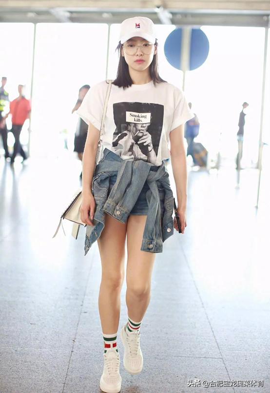 阿迪耐克导购技巧,阿迪达斯和耐克袜子哪个好搭配