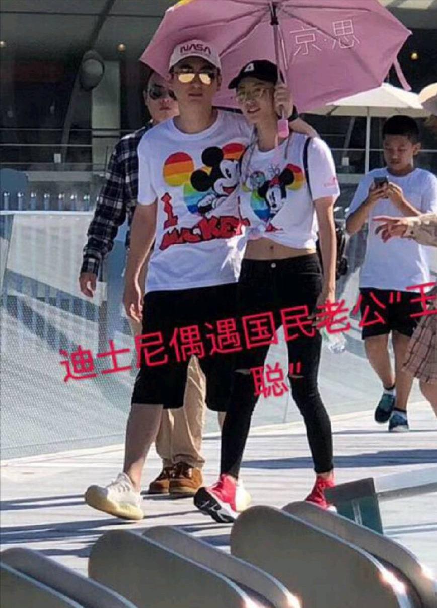 “国民老公”王思聪：一个被网红后宫团，毁了恋爱观的纯情少年