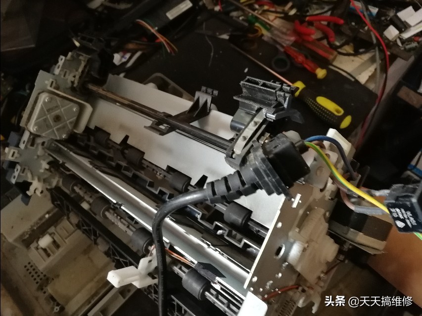 修起来简单，拆开来麻烦