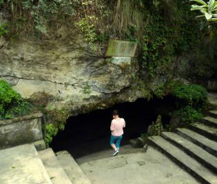 重庆古溶洞,重庆第一大溶洞