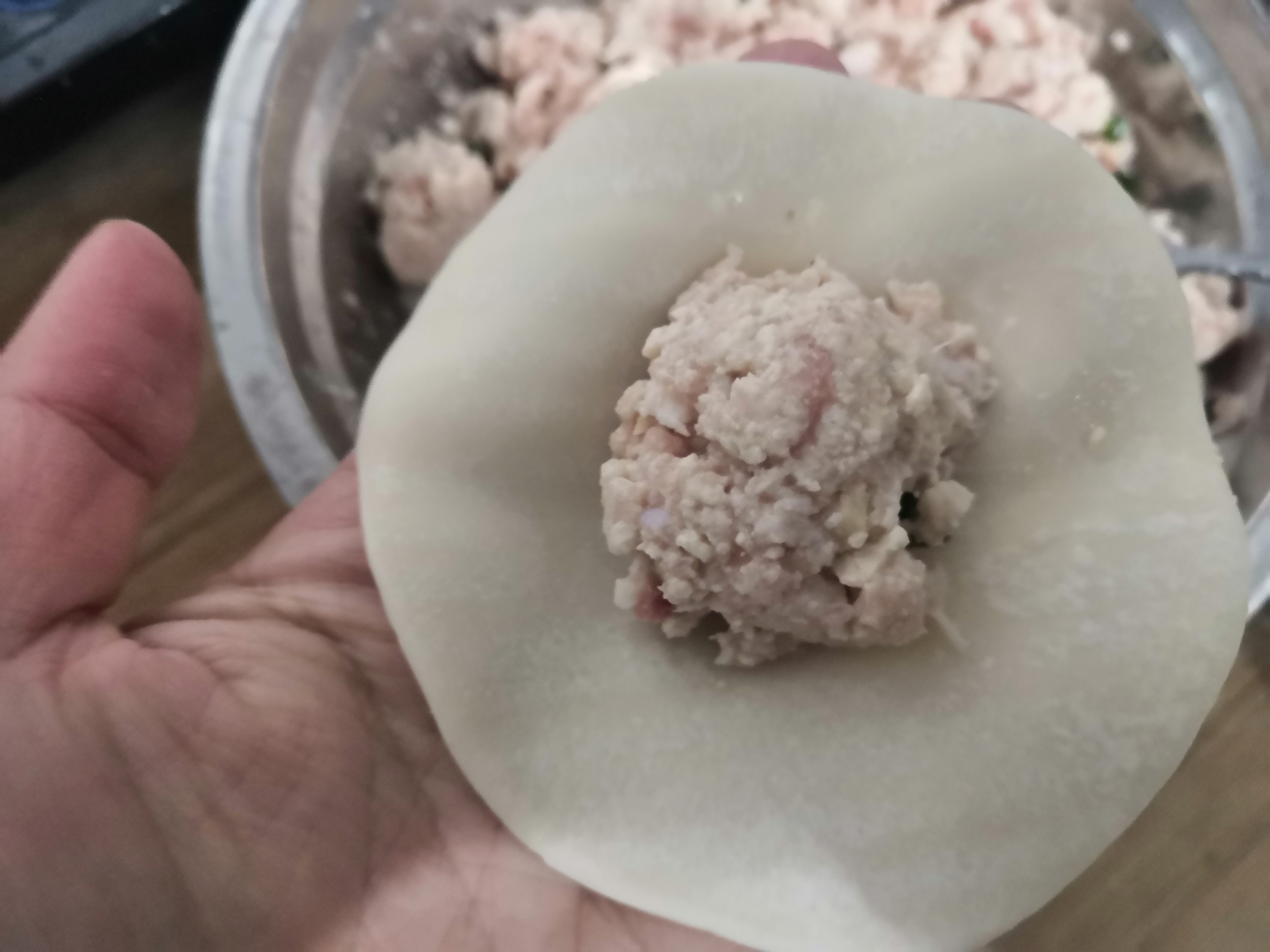 菜场买的饺子皮简易包法,菜市场买的饺子皮可以做蒸饺吗