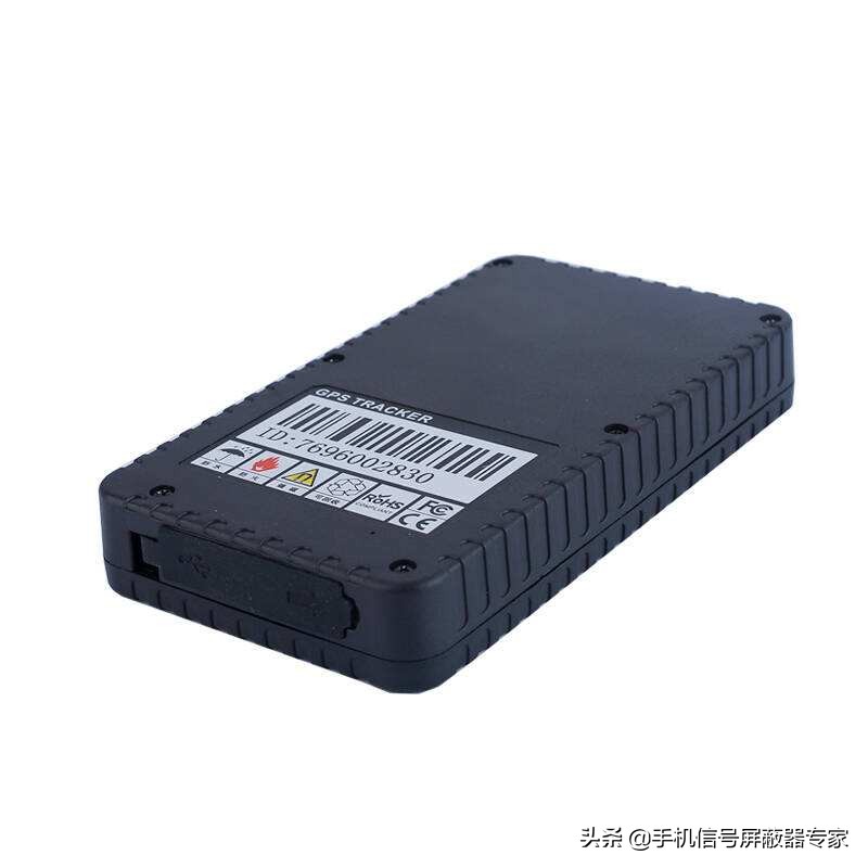 车上定位追踪器可录音,gps定位器车上怎么探测