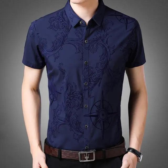 哇塞！43岁舅舅这样穿T恤，帅的让人心动，整条街回头率都归他