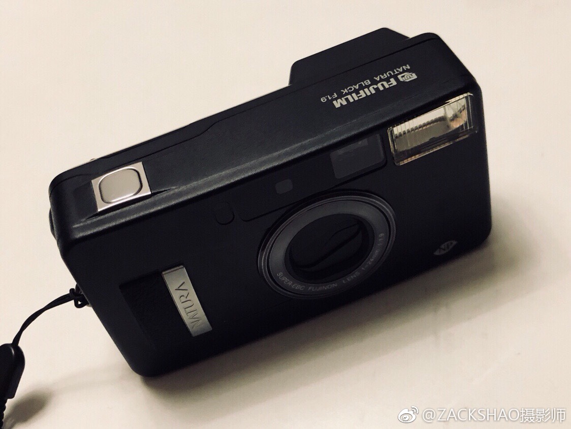 加载完成介绍几款顶级又升值的口袋胶片机给大家