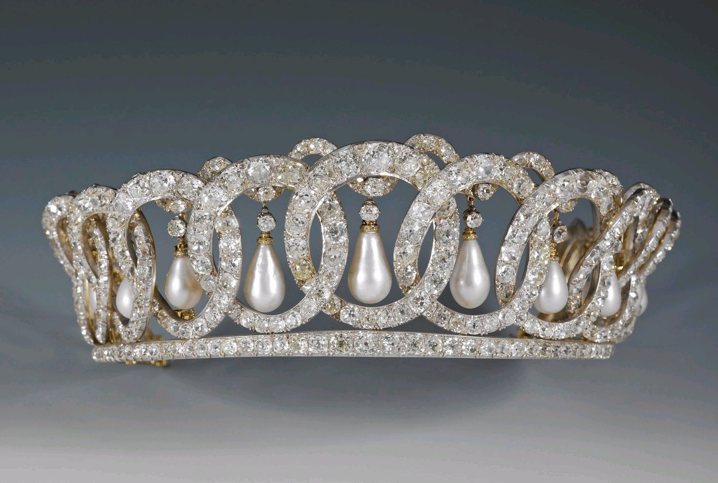 珍珠泪王冠介绍,珍珠泪王冠