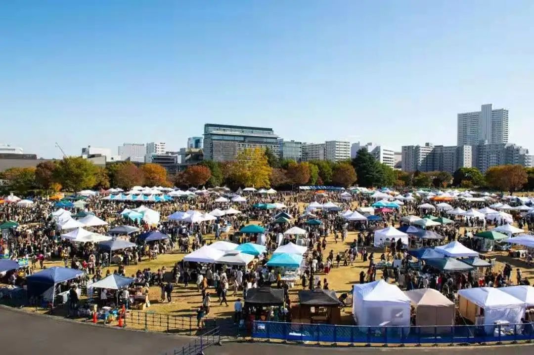 日本跳蚤市场出摊,日本横滨跳蚤市场