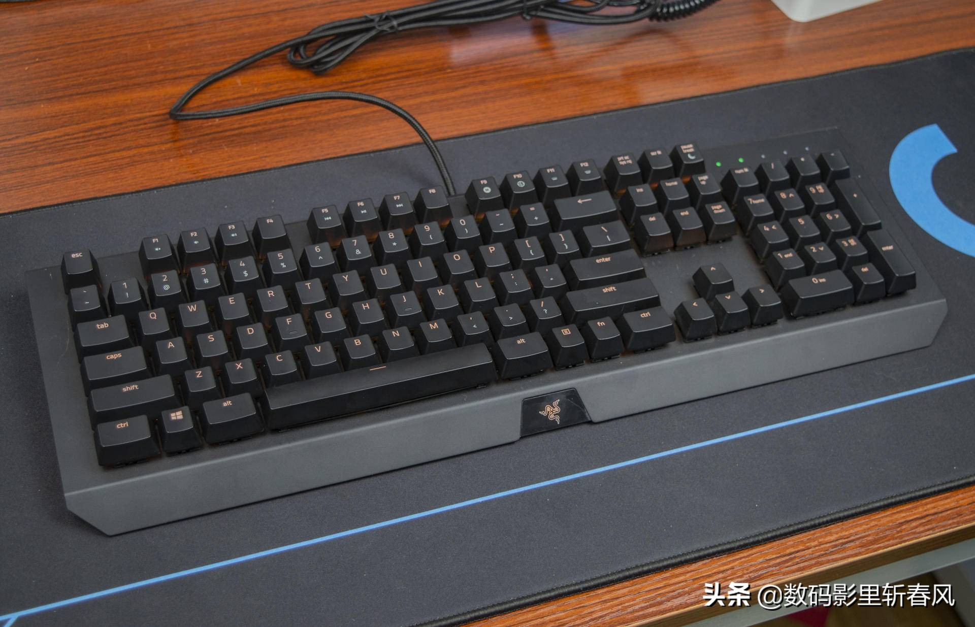 雷蛇黑寡妇蜘蛛幻彩版v2价格,雷蛇黑寡妇蜘蛛x幻彩版怎么清洗