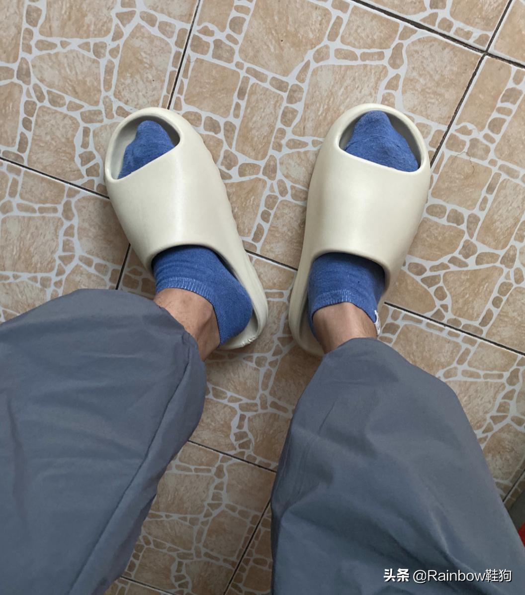 为什么yeezyslide有的很贵有的便宜,yeezyslide什么鞋
