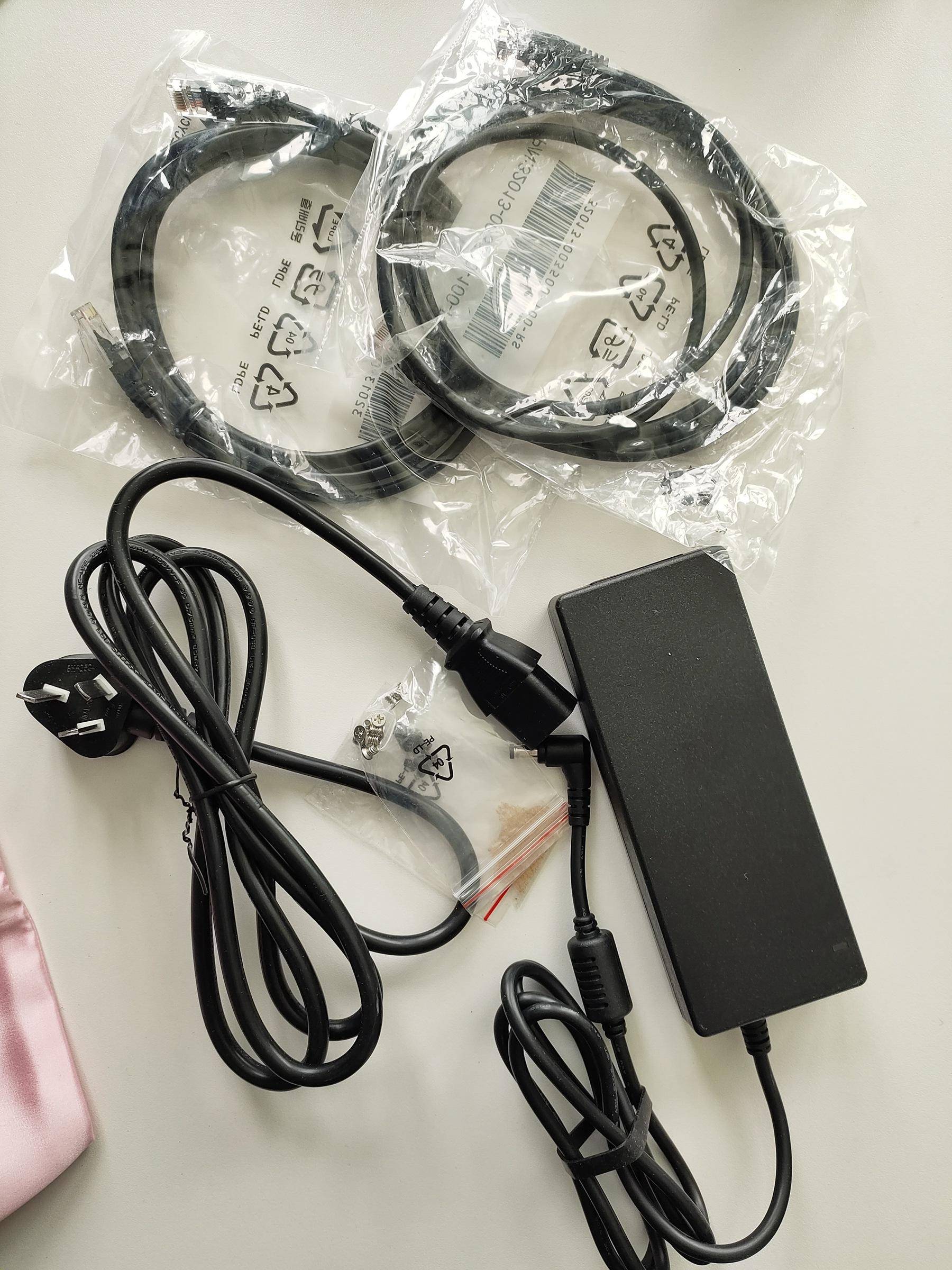 威联通551可以随时加硬盘吗,威联通ts-551nas详细教程