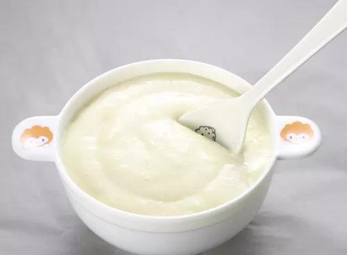 6个月内宝宝辅食大全及做法,4个月加辅食还是6个月加辅食